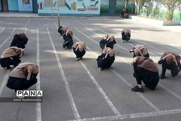 مانور زلزله در مدارس ناحیه یک شهرری