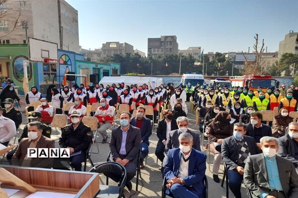 برگزاری مانور سراسری زلزله و ایمنی در البرز