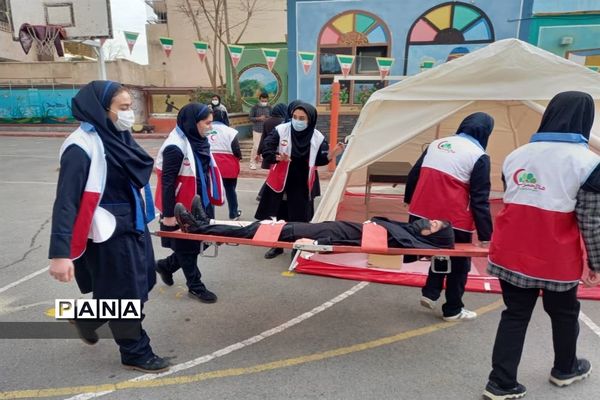 برگزاری مانور سراسری زلزله و ایمنی در البرز