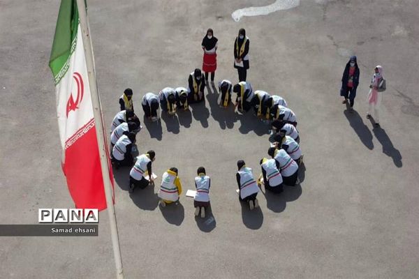 مانور سراسری زلزله در مدرسه دخترانه مصلی نژاد شهر یاسوج