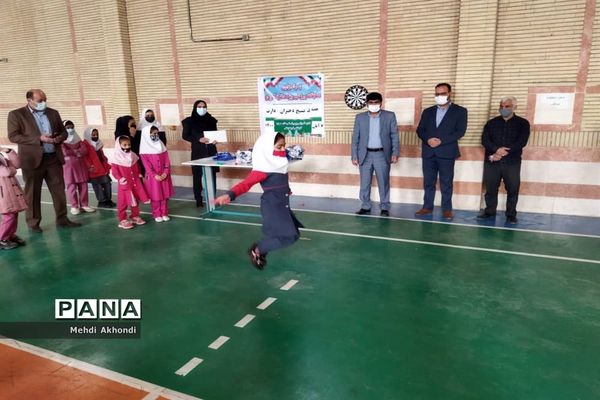 برگزاری مسابقات ورزشی دانش‌آموزان ویژه هفته بسیج در شهرستان حمیدیه