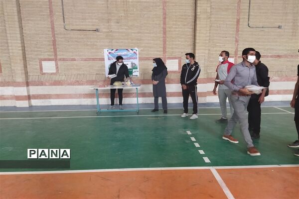 برگزاری مسابقات ورزشی دانش‌آموزان ویژه هفته بسیج در شهرستان حمیدیه