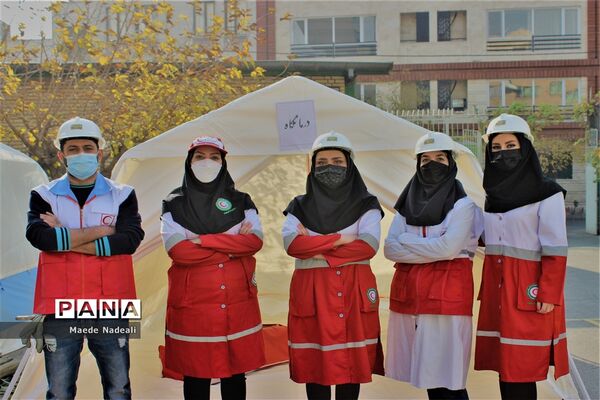 بیست و سومین مانور زلزله و ایمنی در مدارس منطقه ۲ تهران