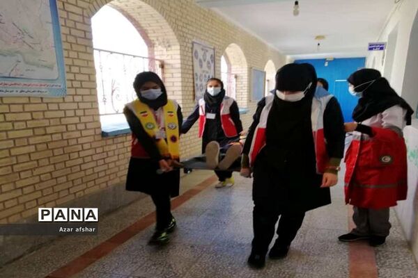 مانور زلزله و ایمنی در مدارس دشتستان