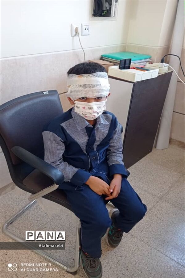 برگزاری مانور زلزله در مدرسه برکت شهرستان ورزنه