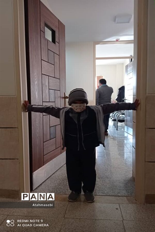 برگزاری مانور زلزله در مدرسه برکت شهرستان ورزنه