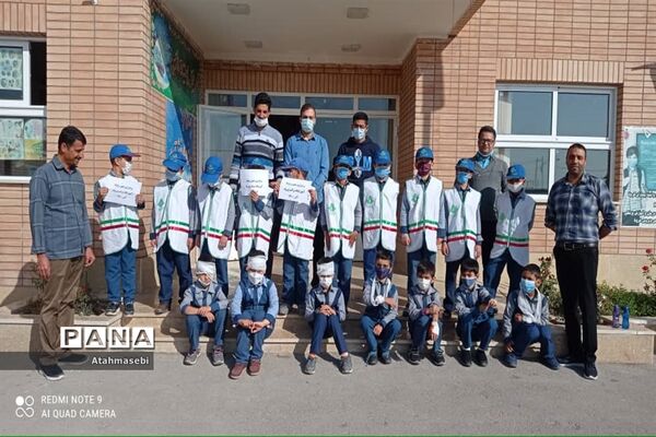 برگزاری مانور زلزله در مدرسه برکت شهرستان ورزنه