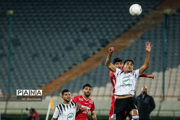 دیدار تیم های پرسپولیس و  نفت مسجدسلیمان