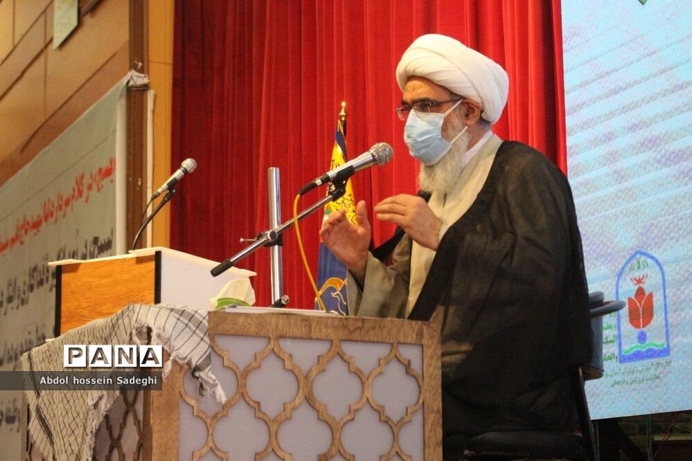 همایش فرهنگیان بسیجی و جهاد گر استان بوشهر