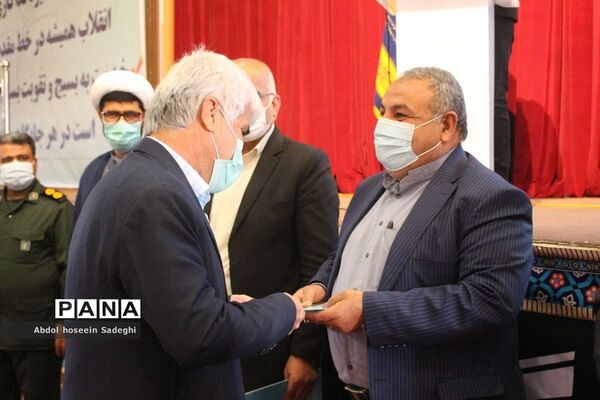 تجلیل از فرهنگیان بسیجی و جهادگر استان بوشهر