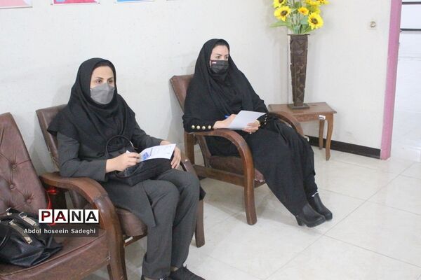 نشست هم‌اندیشی آموزش ابتدایی دوره اول آموزش و پرورش استان بوشهر
