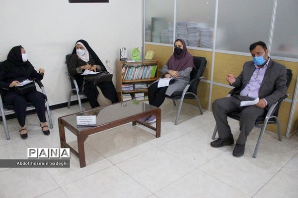 نشست هم‌اندیشی آموزش ابتدایی دوره اول آموزش و پرورش استان بوشهر