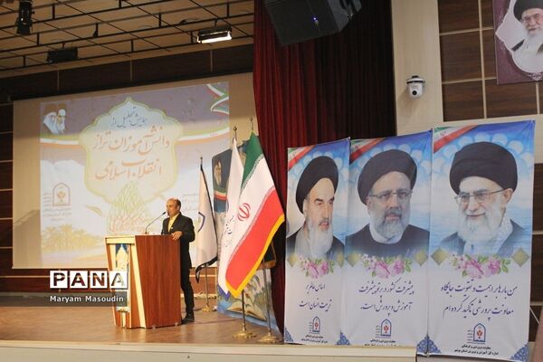 همایش تجلیل از دانش‌آموزان تراز انقلاب اسلامی استان بوشهر