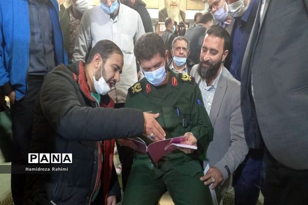 دیدار فرمانده سپاه محمد رسول الله تهران با فرماندهان پایگاه ها و حوزه های ناحیه بسیج مالک اشتر