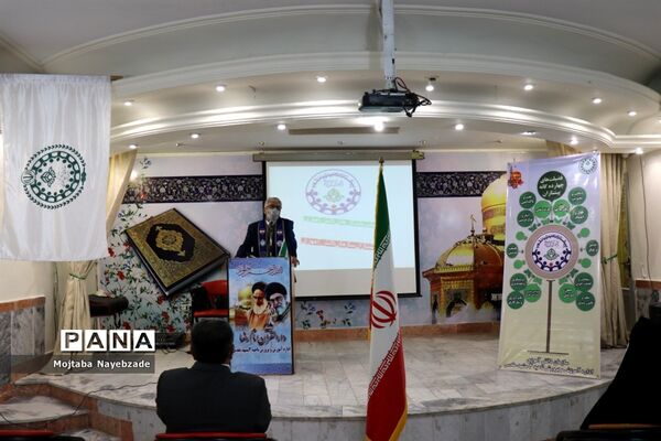 کارگاه آموزشی مربیان پیشتازان سازمان دانش آموزی ناحیه 3 مشهد