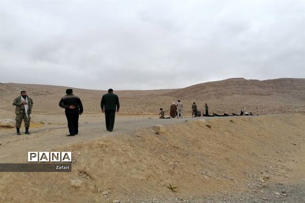 تمرین تیراندازی در میدان تیر شیروان