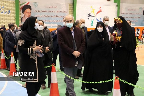 اعزام کاروان تجهیزات ورزشی و بهداشتی و افتتاح سالن کشتی دهکده ورزش دانش‌آموزی