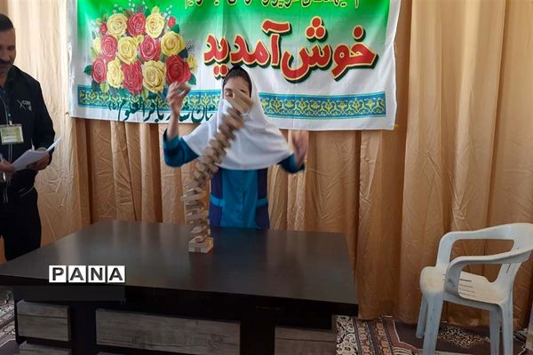 برگزاری مسابقات بازی‌های فکری سرگرمی رویش در شهرستان آباده