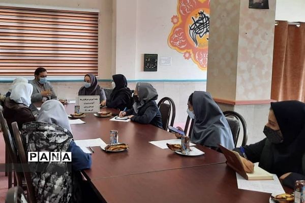 جلسه آموزشی خبرگزاری پانا در شهرستان پردیس