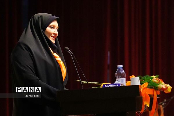 همایش بزرگداشت روز جهانی معلولین