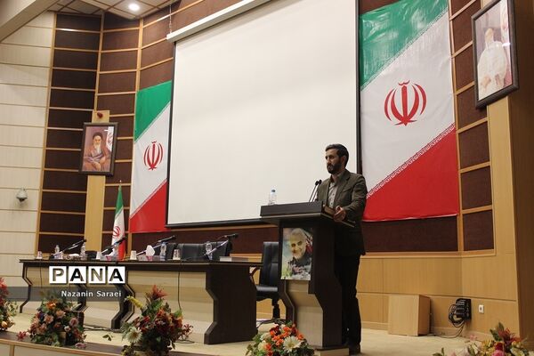 نشست سرپرست فرمانداری اسلامشهر با بانوان نخبه و کارآفرین