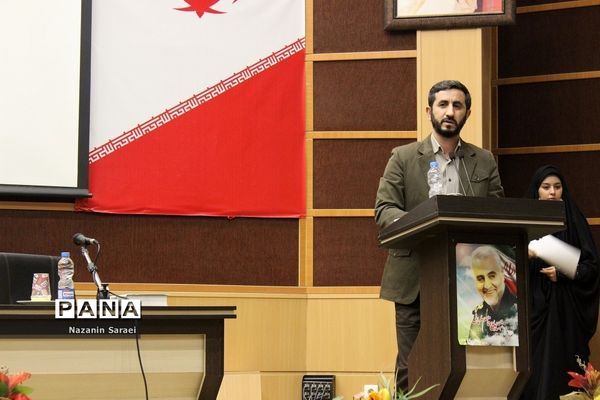 نشست سرپرست فرمانداری اسلامشهر با بانوان نخبه و کارآفرین