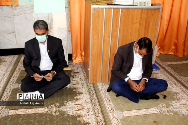 مراسم  پر فیض زیارت عاشورا در اداره‌کل آموزش و پرورش استان بوشهر