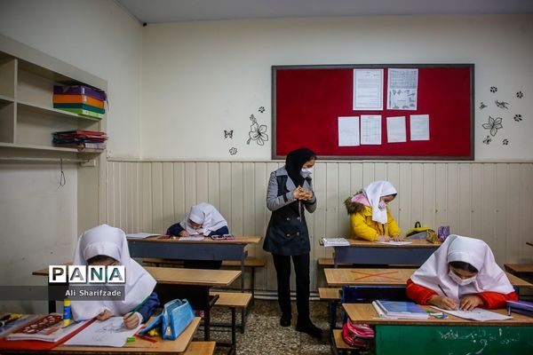 بازگشت دانش‌آموزان به مدرسه