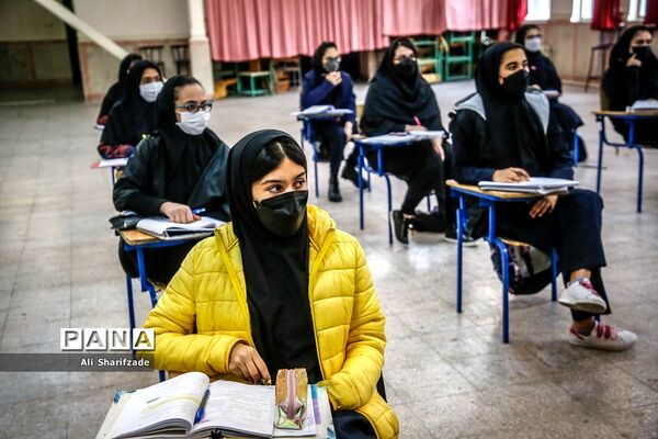 بازگشت دانش‌آموزان به مدرسه