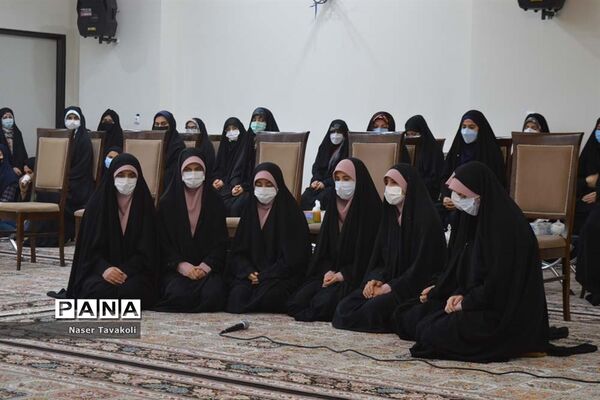 مراسم تجلیل از نخبگان قرآنی آموزش و پرورش ناحیه 3 تبریز
