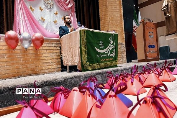برگزاری جشن ولادت حضرت زینب کبری (س) در انجمن اسلامی ناحیه غرب