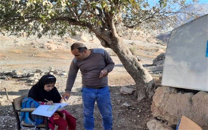 از کوچ بازماند، از درس نه