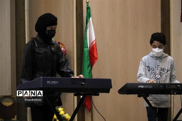 آیین افتتاح شعارسازمان دانش آموزی ناحیه ۵ تبریز