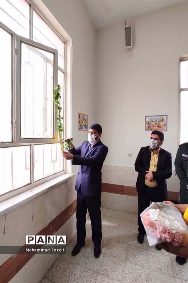 محفل انس با قرآن کریم در آموزشگاه شهید رجایی شهرستان حمیدیه