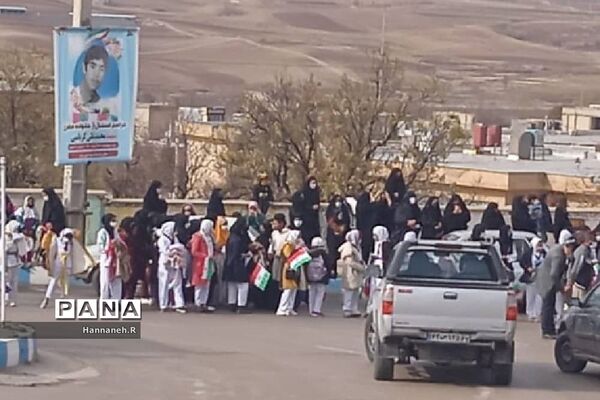 استقبال مردم شهرستان اردل از خانواده شهید محمدعلی کرباسی