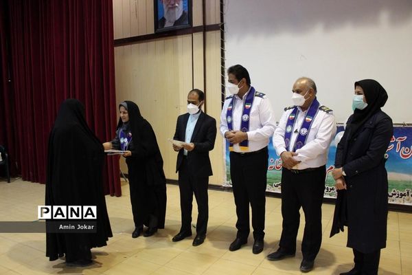 تبیین بازمهندسی تشکیلات پیشتازان در شهرستان مرودشت