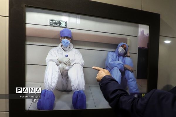 افتتاح نمایشگاه عکس مدافعان سلامت و تقدیر از پرستاران