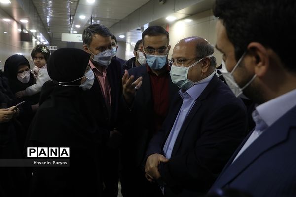 افتتاح نمایشگاه عکس مدافعان سلامت و تقدیر از پرستاران