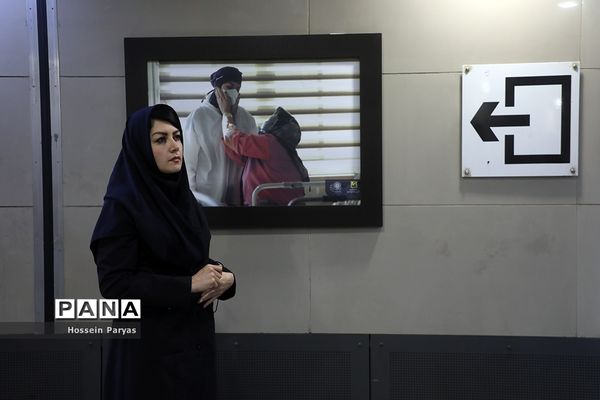 افتتاح نمایشگاه عکس مدافعان سلامت و تقدیر از پرستاران