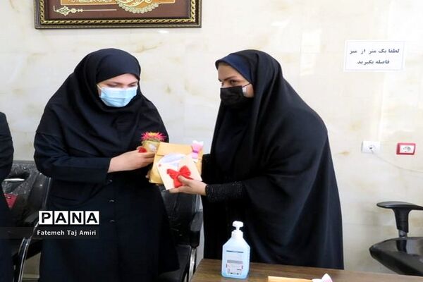تقدیر و تشکر از کادر درمان به مناسبت روز پرستار