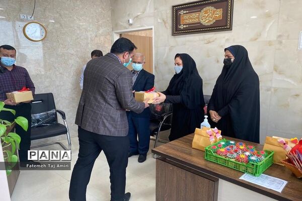 تقدیر و تشکر از کادر درمان به مناسبت روز پرستار