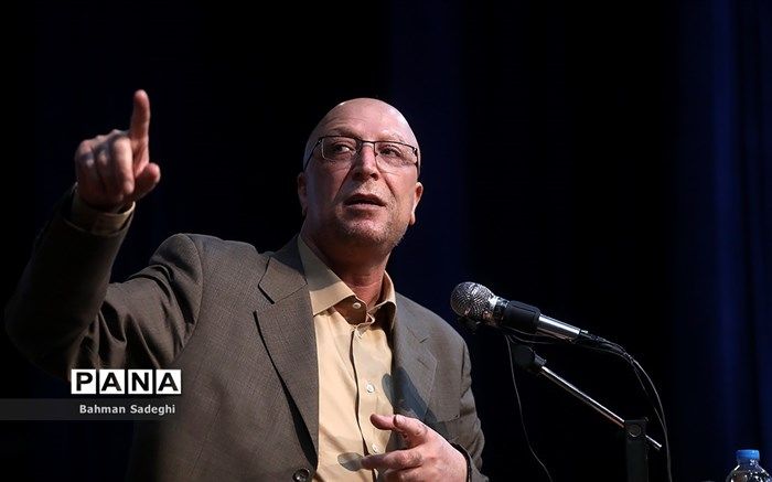 وزیر علوم: بنیان علم و فناوری در وزارت آموزش و پرورش است