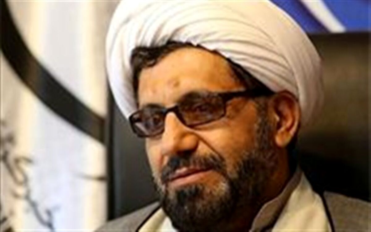 اصفهانی‌ها با تخفیف ۴۰درصدی از نمایشگاه مجازی کتاب اصفهان خرید کنند
