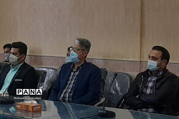 تببین بازمهندسی جدید تشکیلات سازمان دانش آموزی برای مدیران و مربیان شهرستان مروست