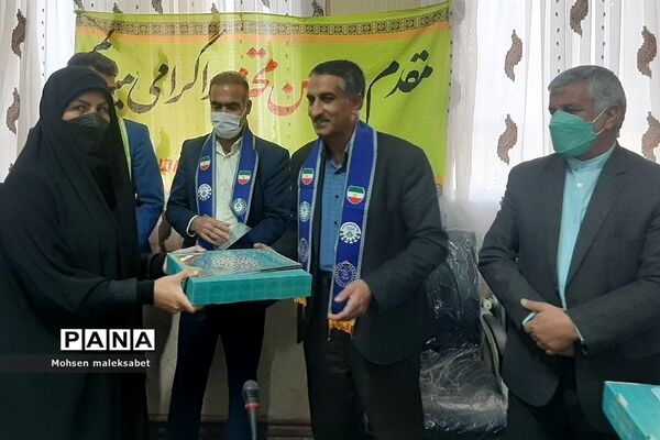 تببین بازمهندسی جدید تشکیلات سازمان دانش آموزی برای مدیران و مربیان شهرستان مروست