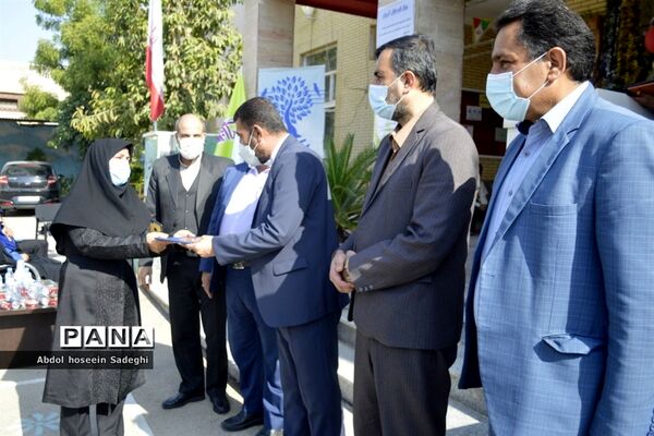 مراسم هفته پژوهش در دبیرستان شاهد شهیده سهام خیام بوشهر