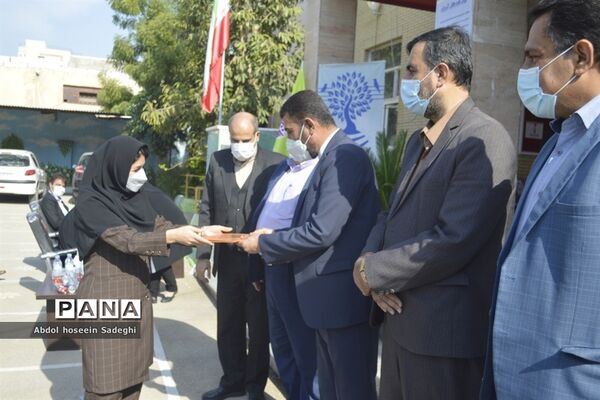 مراسم هفته پژوهش در دبیرستان شاهد شهیده سهام خیام بوشهر