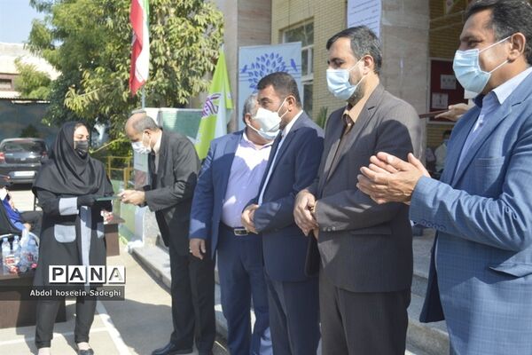 مراسم هفته پژوهش در دبیرستان شاهد شهیده سهام خیام بوشهر