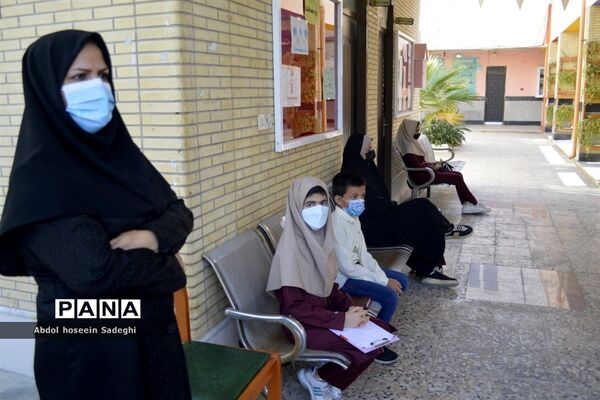 مراسم هفته پژوهش در دبیرستان شاهد شهیده سهام خیام بوشهر