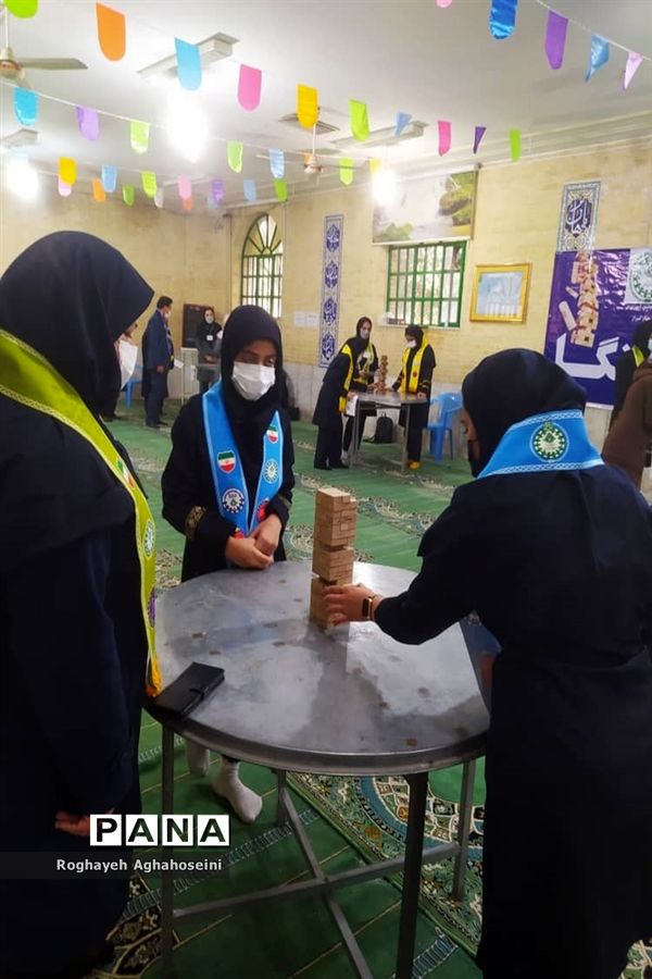 برگزاری مرحله ناحیه‌ای المپیاد بازی‌های فکری سرگرمی رویش در ناحیه 4 شیراز